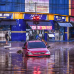 enchente-em-guarulhos-arrasta-mulher-e-deixa-pessoas-ilhadas