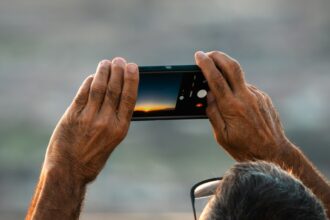 quais-as-melhores-cameras-de-celular-em-2026?-veja-lista