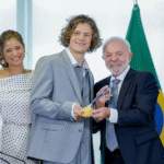 lula-recebe-lucas-pinheiro,-ouro-nos-jogos-de-inverno