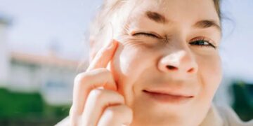 tomar-colageno-mantem-elasticidade-da-pele,-mas-nao-previne-rugas,-mostra-estudo