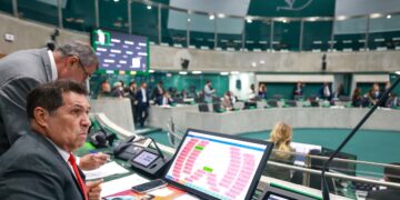 alece-aprova-criacao-de-delegacias-da-mulher-em-taua-e-crateus