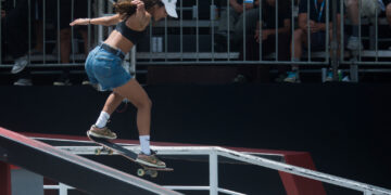 rayssa-leal-se-machuca-e-termina-em-4o-no-mundial-de-skate
