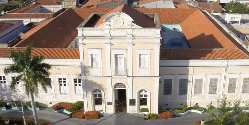 justica-mantem-demissao-de-engenheiro-que-usava-sala-de-hospital-para-comercio