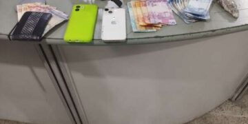 pmce-prende-mulher-com-revolver-e-droga-no-bairro-presidente-kennedy,-em-fortaleza