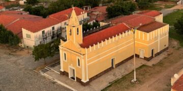 esposa-de-chefe-de-faccao-que-transformou-vilarejo-em-‘territorio-fantasma’-no-ceara-e-presa-no-rj