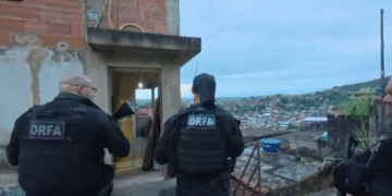 Operação mira esquema de fraude bancária de R$ 136 milhões ligado ao CV